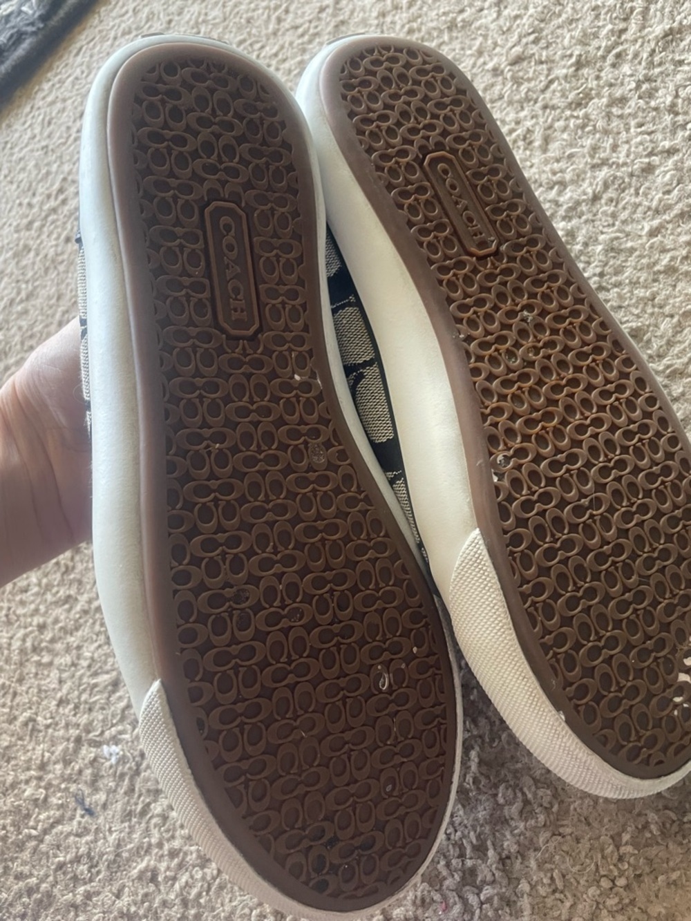 Coach low top sneakers size 7M - READ - Picture 3 of 10